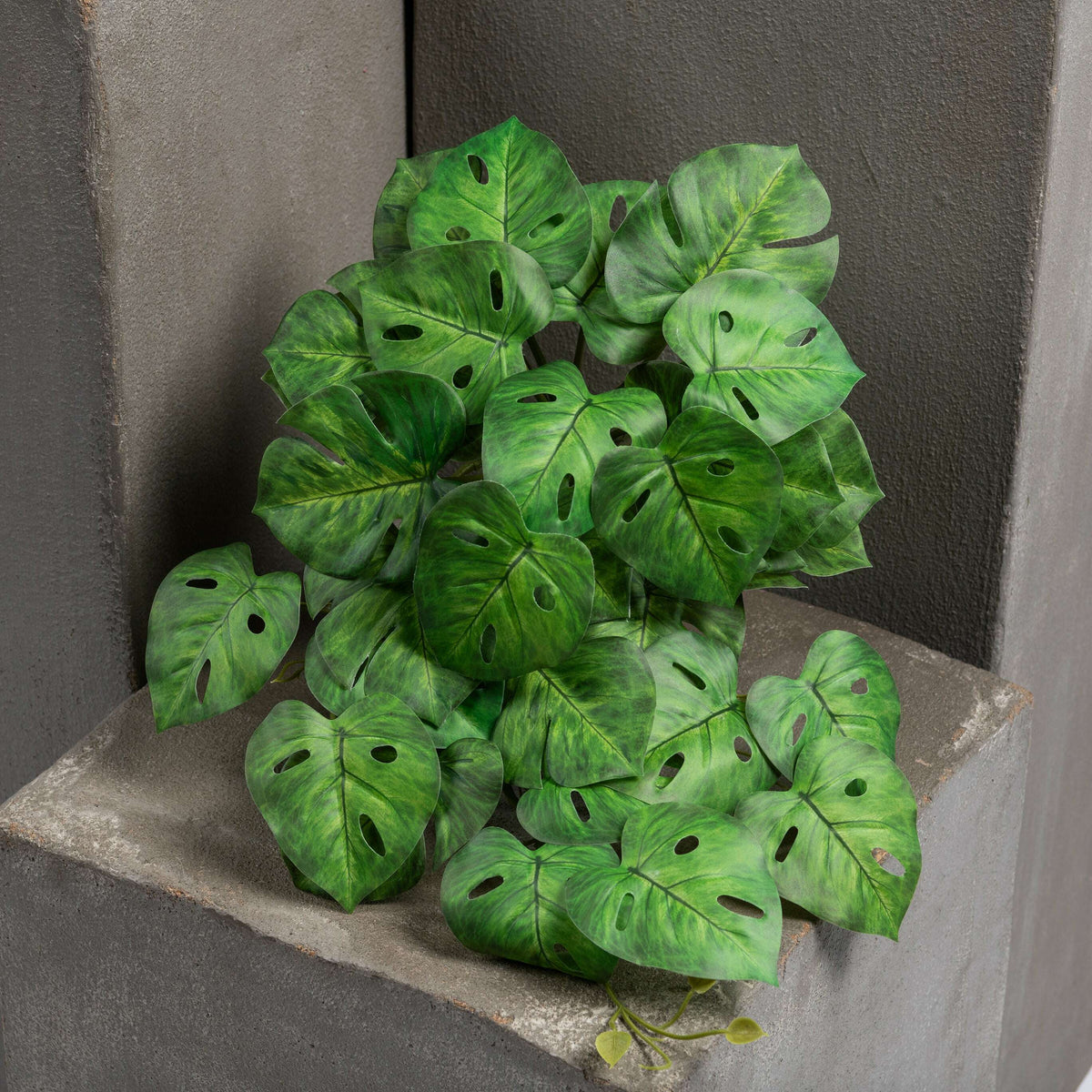 Chute artificielle Philodendron 30 feuilles - plante d'intérieur - H.22cm vert